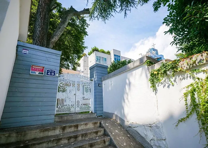 Mambo House * Busan